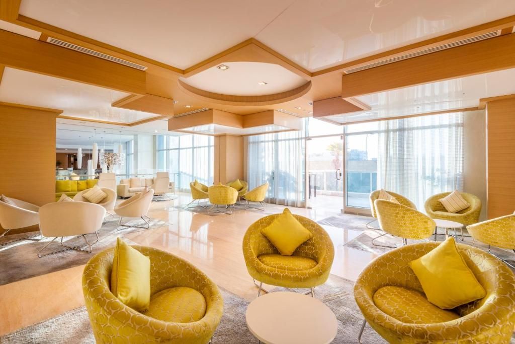 Holiday Inn Muscat Al Seeb фото 31