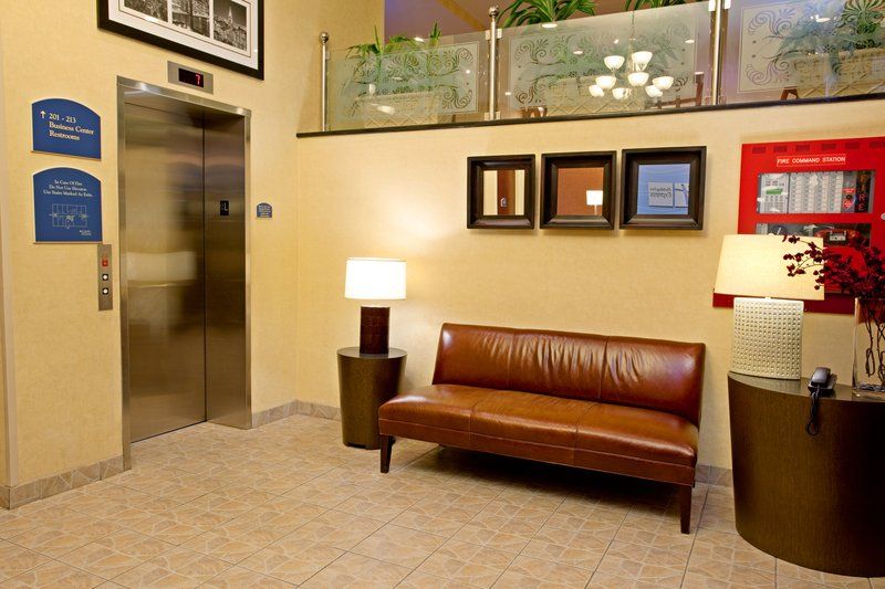 Holiday Inn Express Brooklyn фото 21