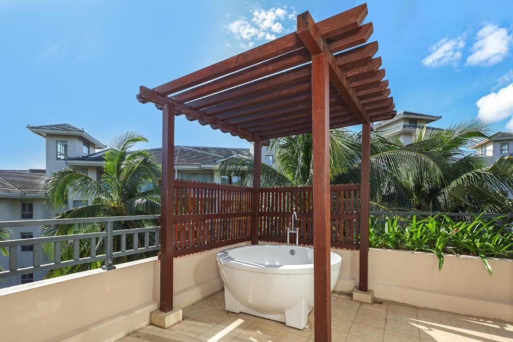 Grand Mercure Sanya Yalong Bay фото 45