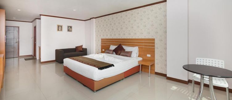 Фото отеля Regenta Central Residency