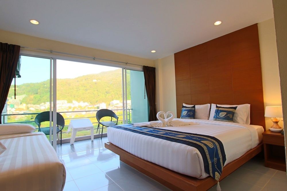 Good Nice Hotel Patong фото 45