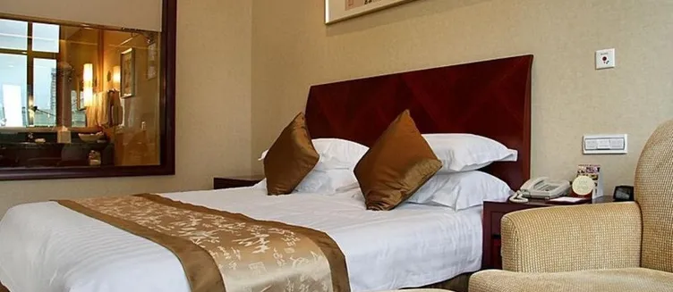 Фото отеля Yanan Hotel Shanghai