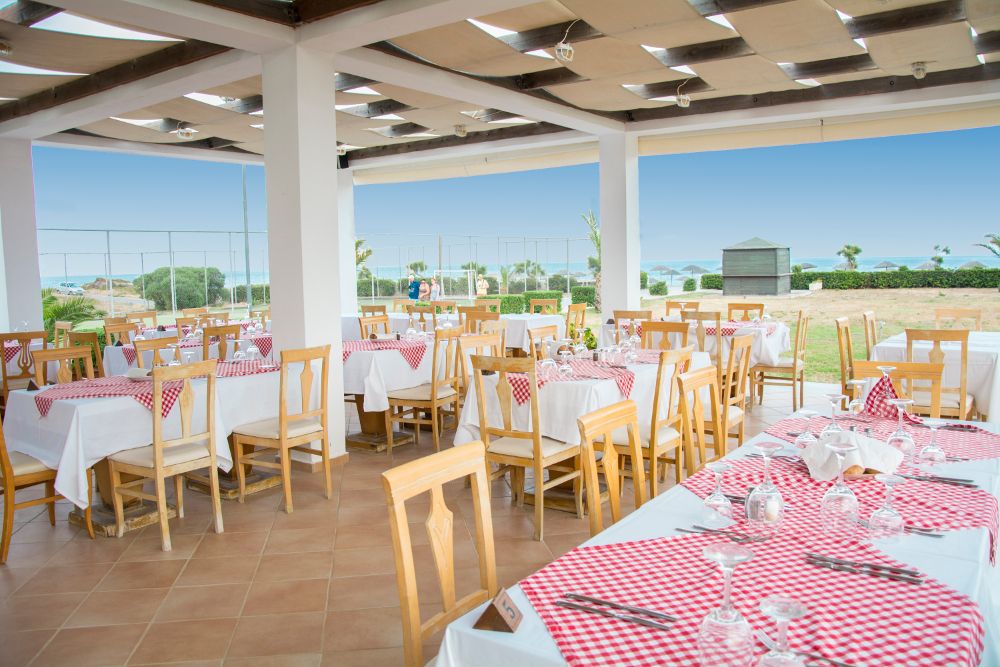 The Sovereign Beach Hotel фото 22