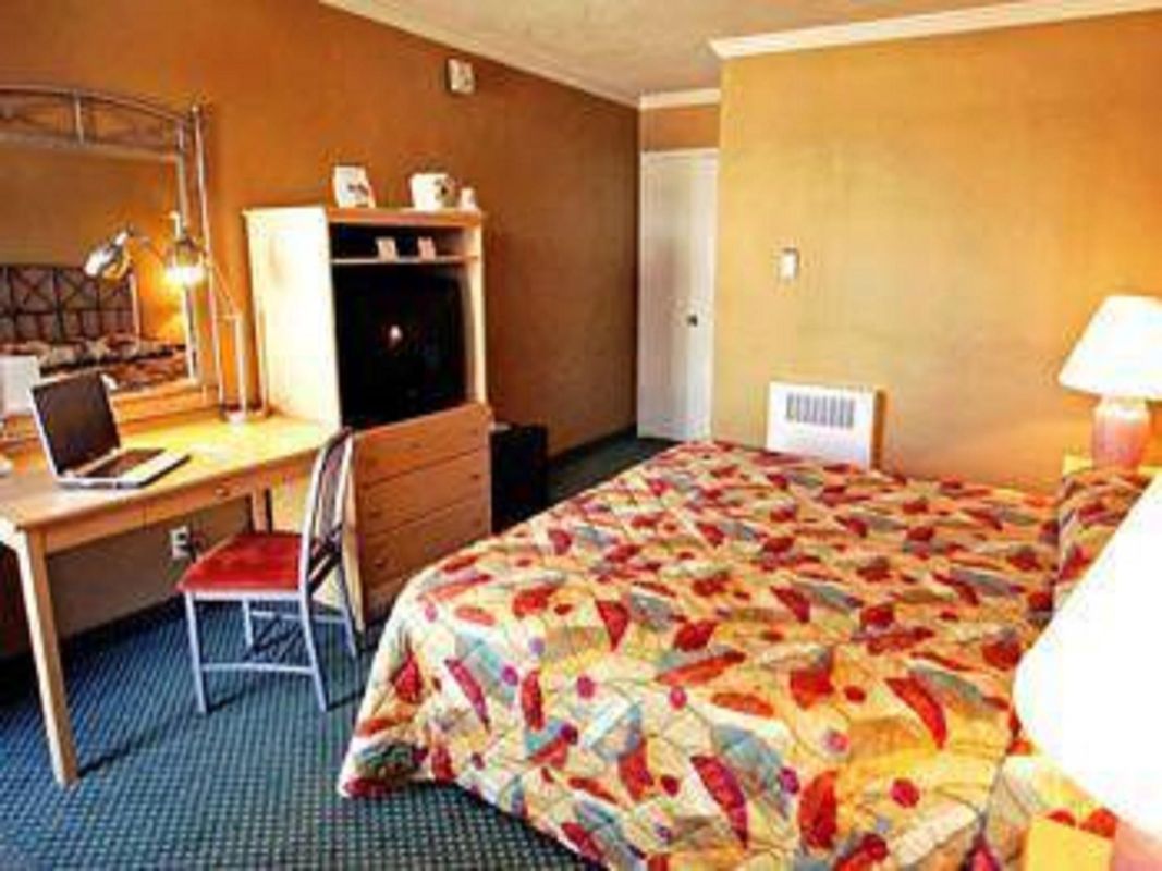 Civic Center Motor Inn фото 10