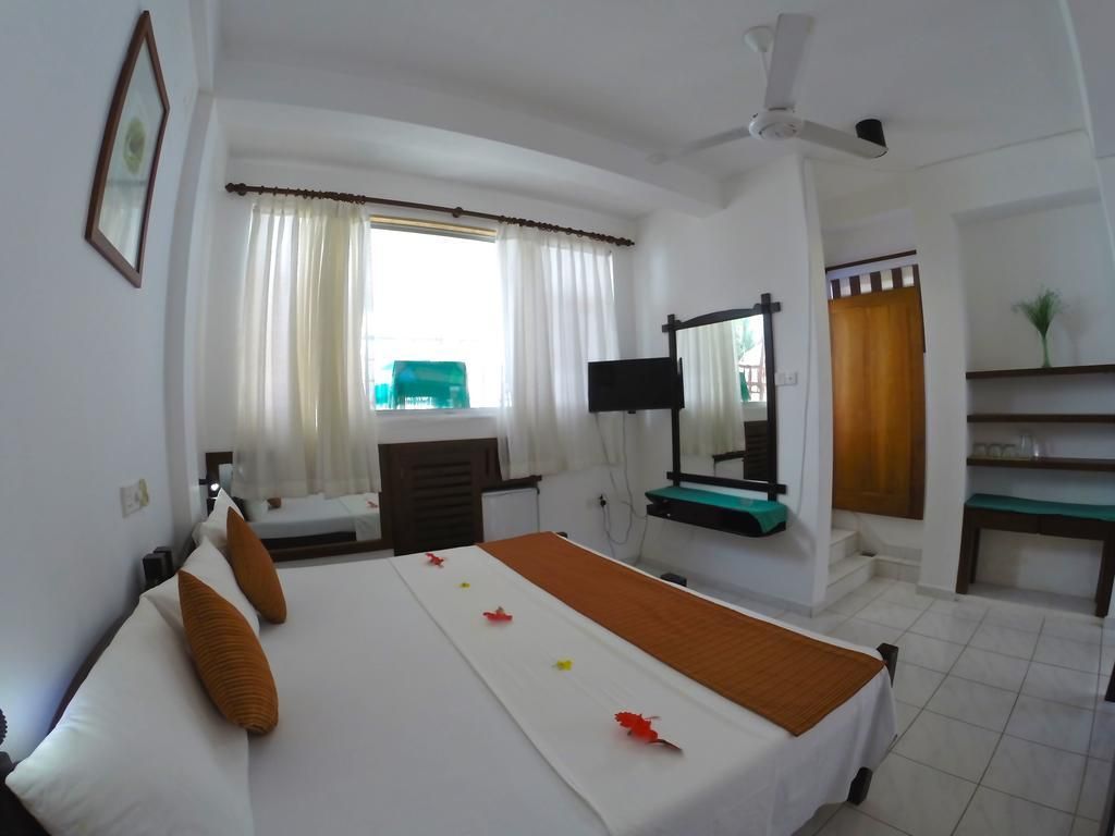 Royal Beach Hotel фото 14