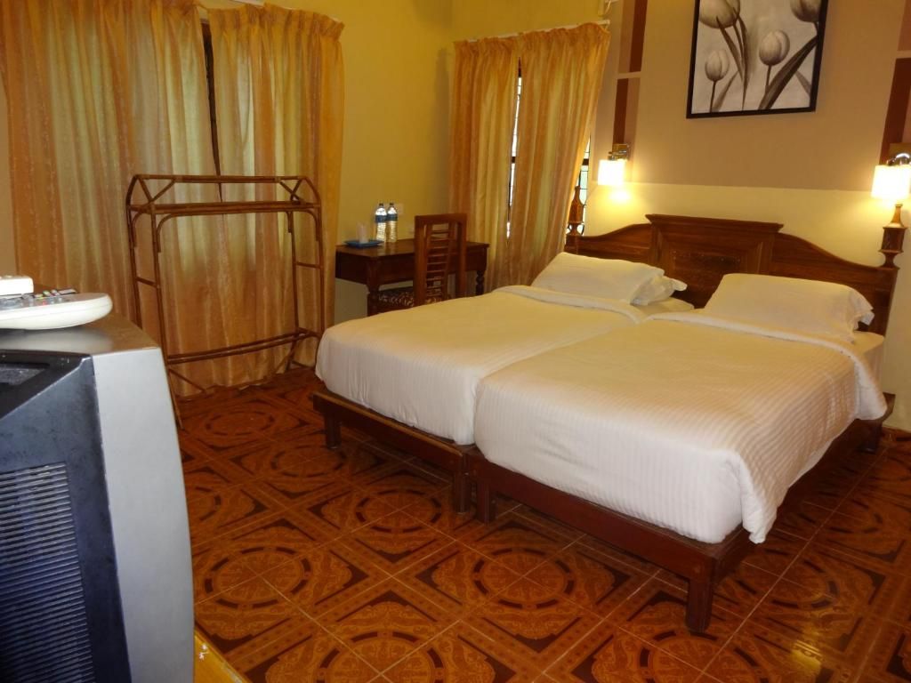 Deshadan Cliff & Beach Resort фото 19