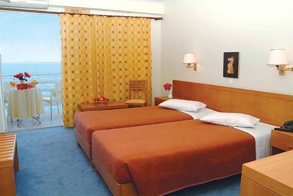 Attica Beach Hotel фото 2