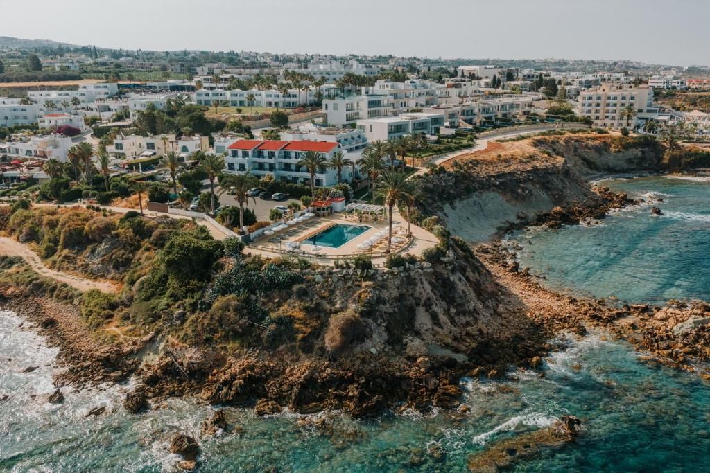 Vrachia Beach Hotel & Suites фото 36