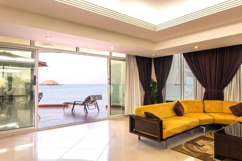 Royal Beach Hotel & Resort фото 73