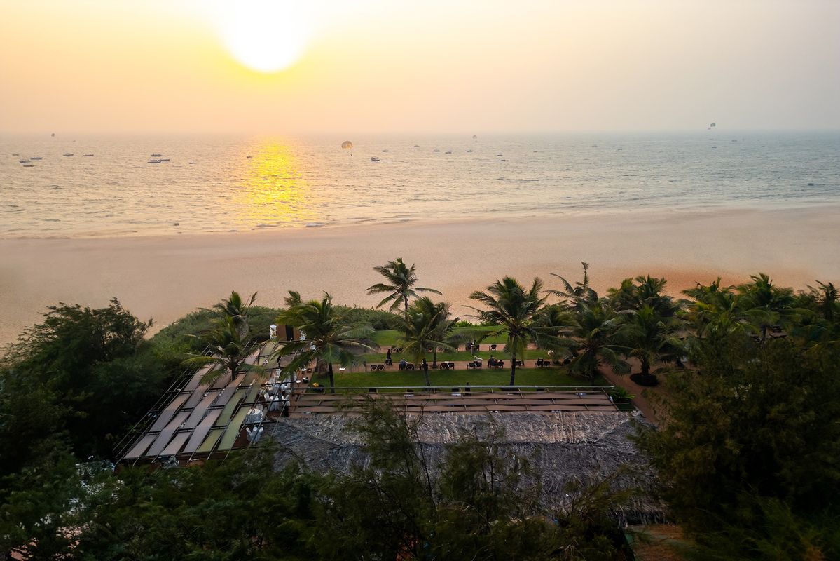 Chalston Beach Resort фото 7