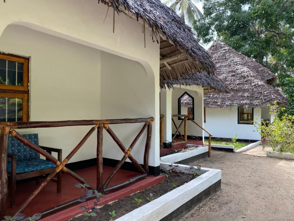 Menai Bay Beach Bungalows фото 26