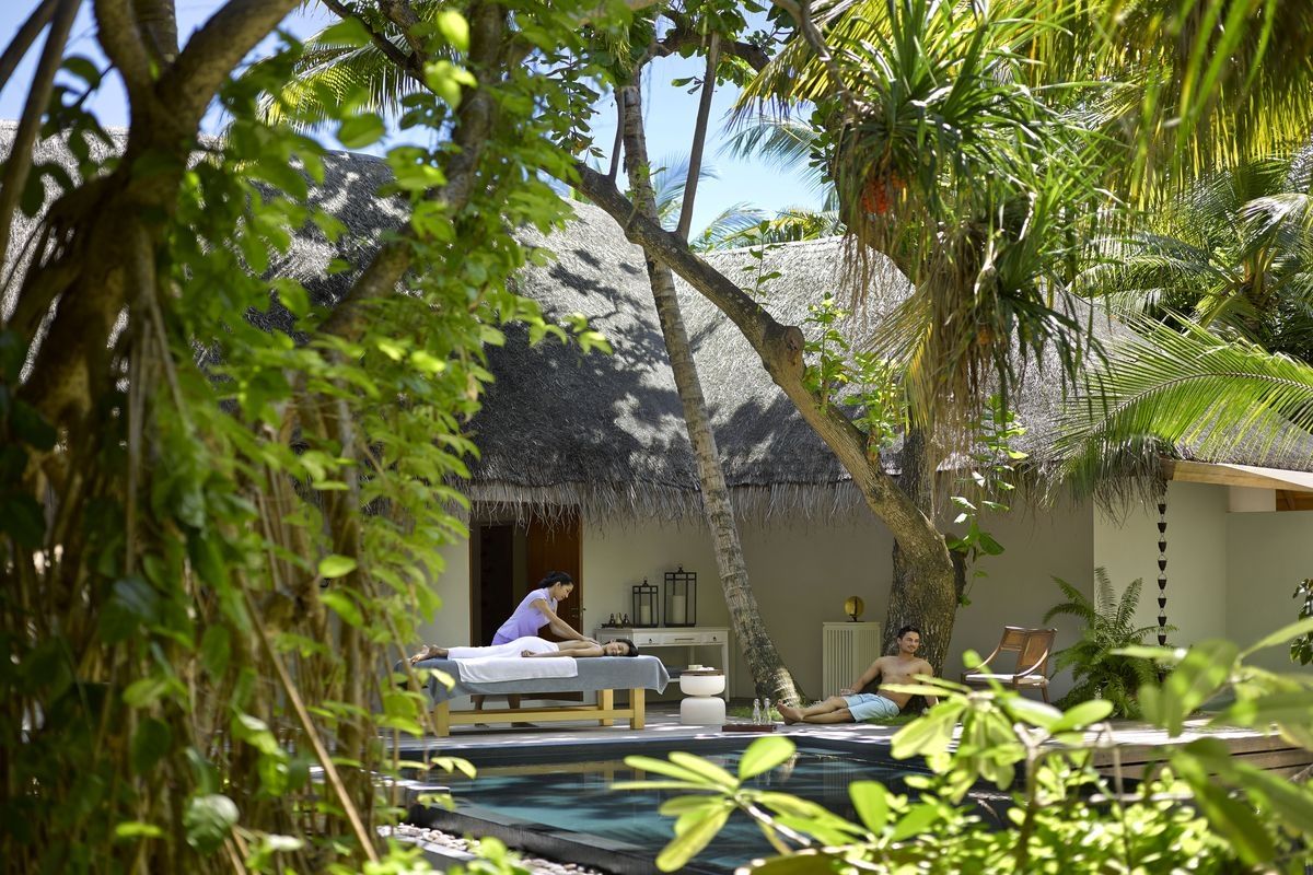 Dusit Thani Maldives фото 19