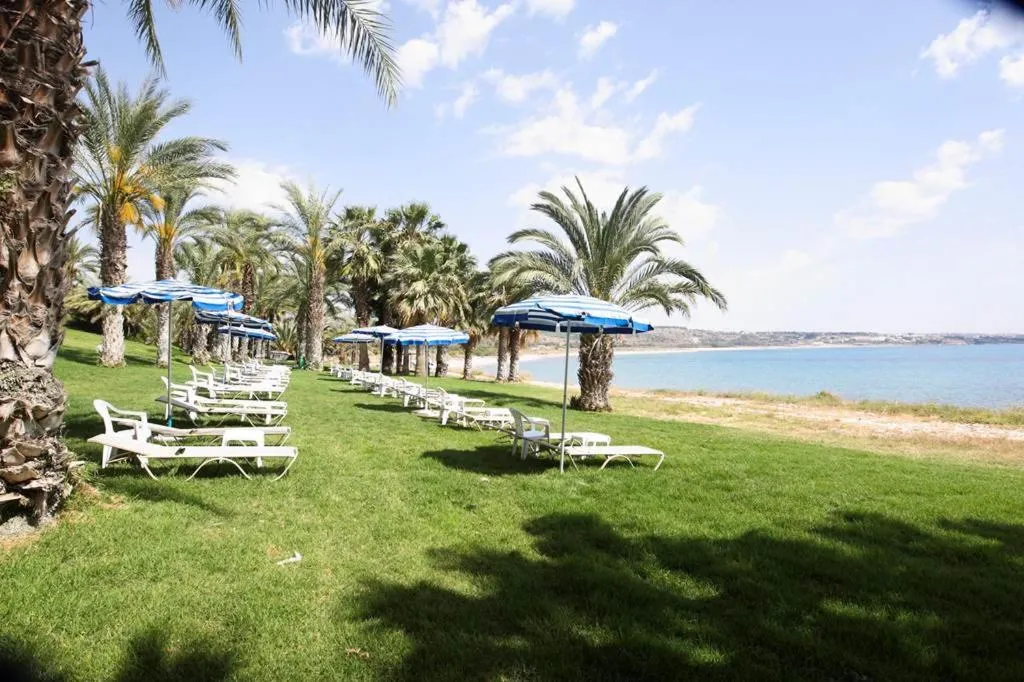 Ascos Coral Beach Hotel фото 10