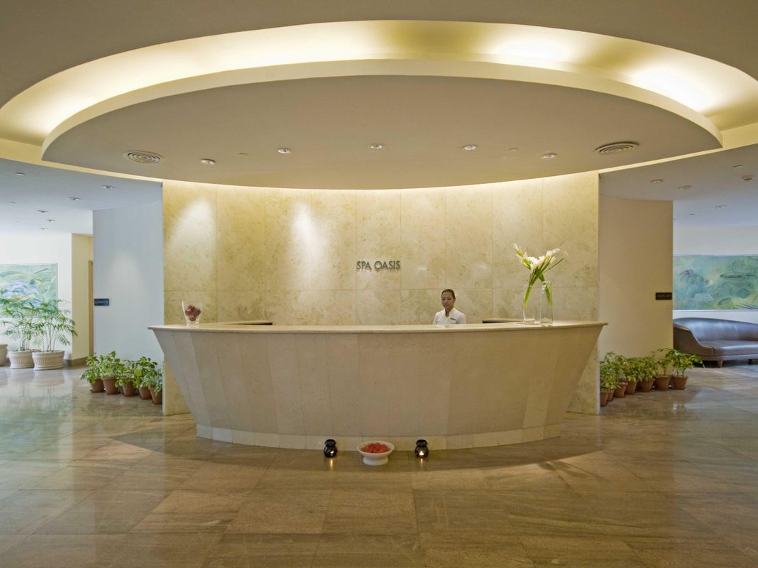 The Grand New Delhi Hotel фото 19