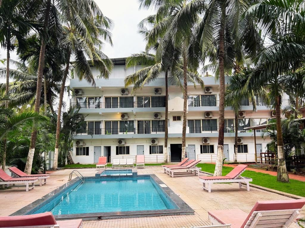 Bay Breeze Hotels & Resorts фото 0
