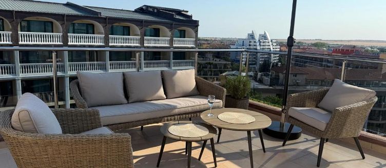Фото отеля Admiral Plaza Apart Hotel
