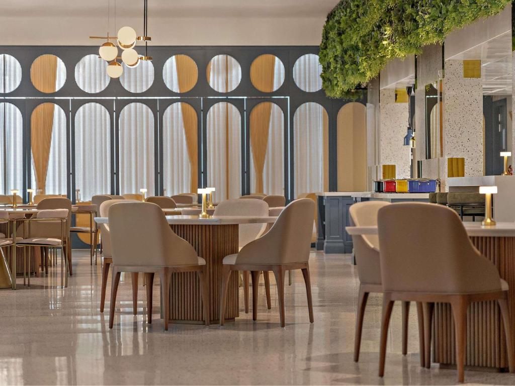 Novotel Abu Dhabi Al Bustan фото 68