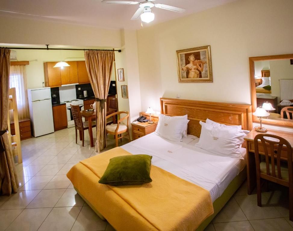Irida Beach Resort Suites фото 4