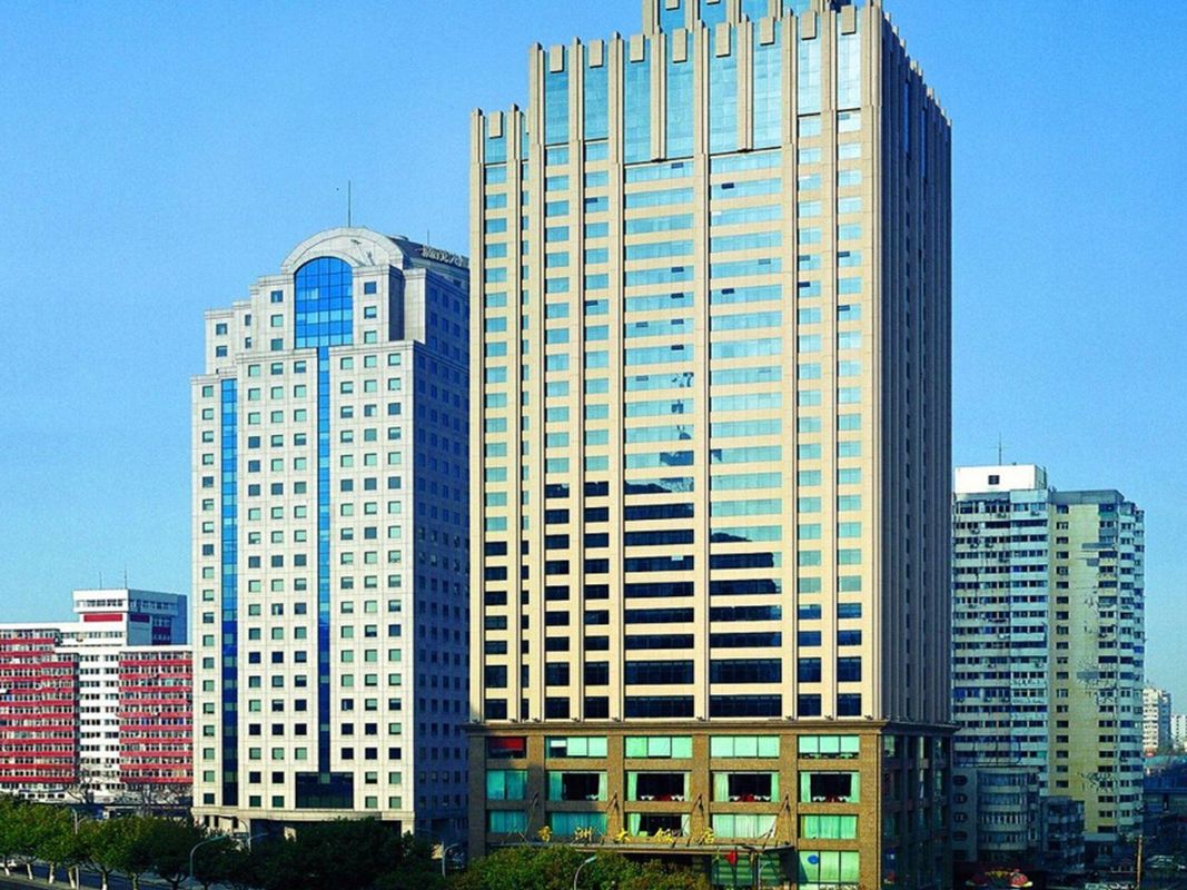 Central Plaza Hotel Dalian фото 17