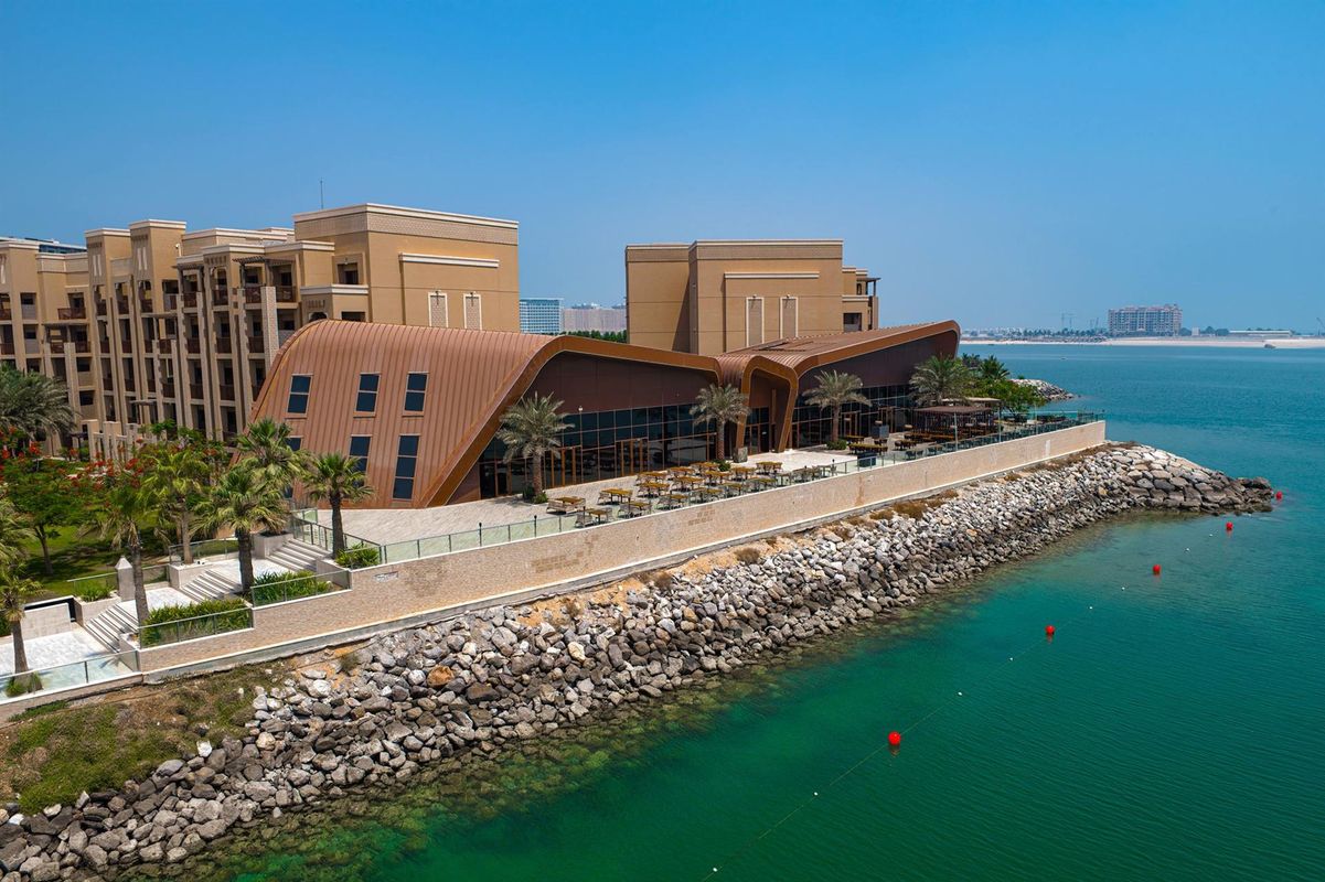DoubleTree by Hilton Resort & Spa Marjan Island фото 13