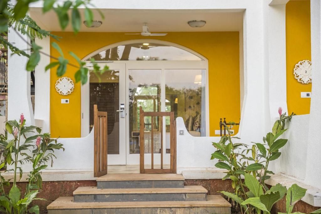 Acron Waterfront Resort фото 72