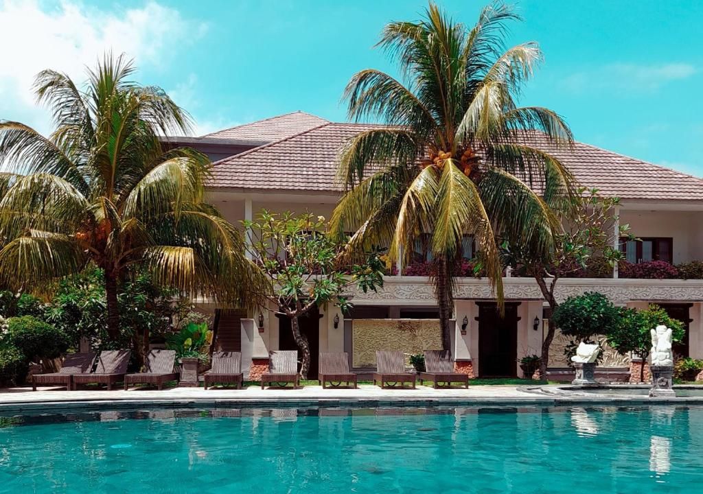 Puri Saron Hotel Senggigi фото 35