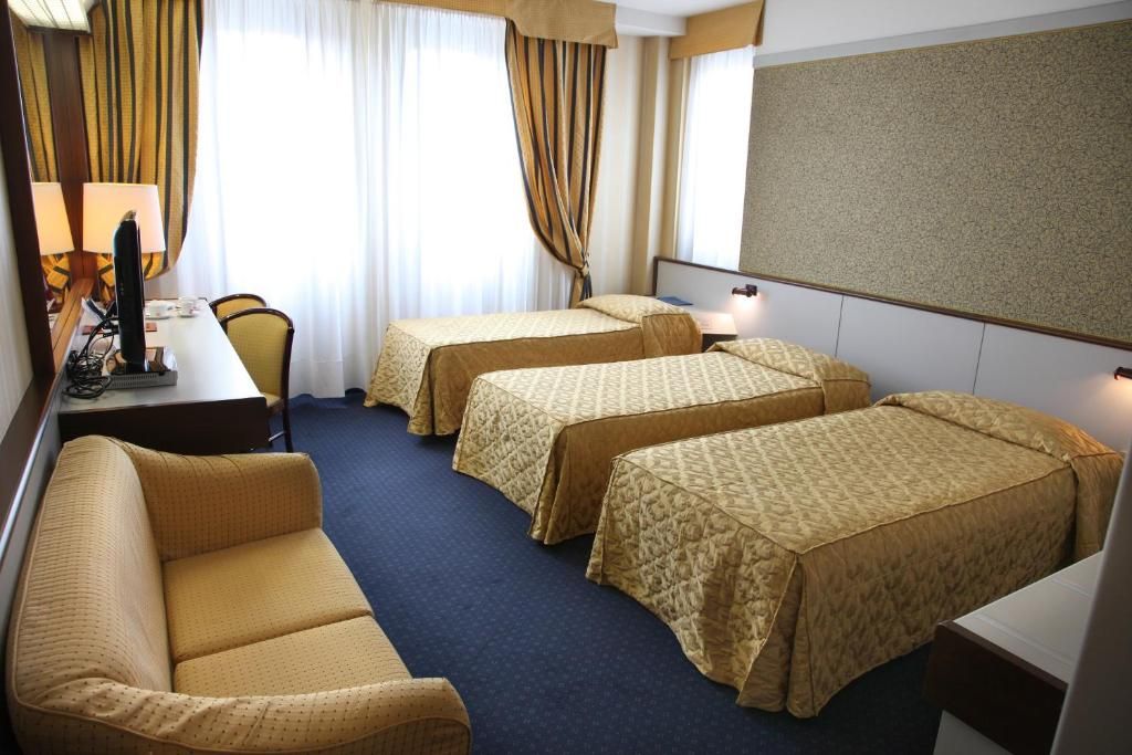 Hotel Maxim фото 22