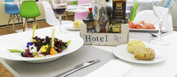 Фото отеля Tres Torres Atiram Hotels