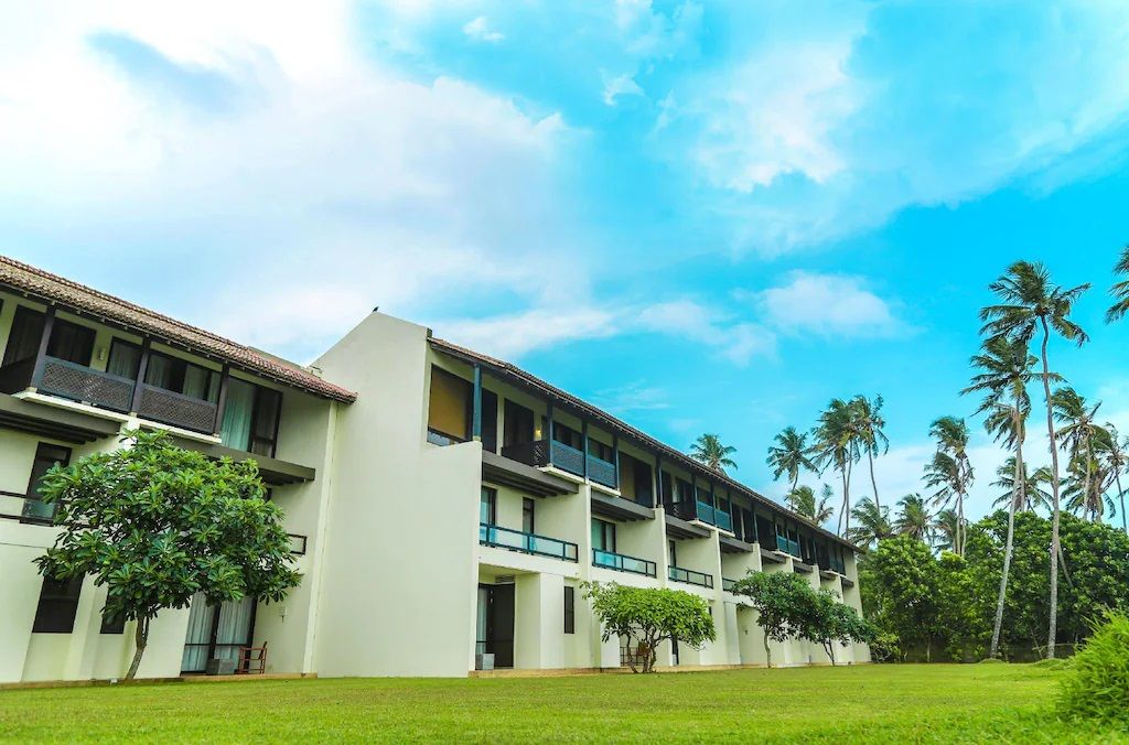 Grand Beach Wadduwa By Wijaya Leisure фото 2