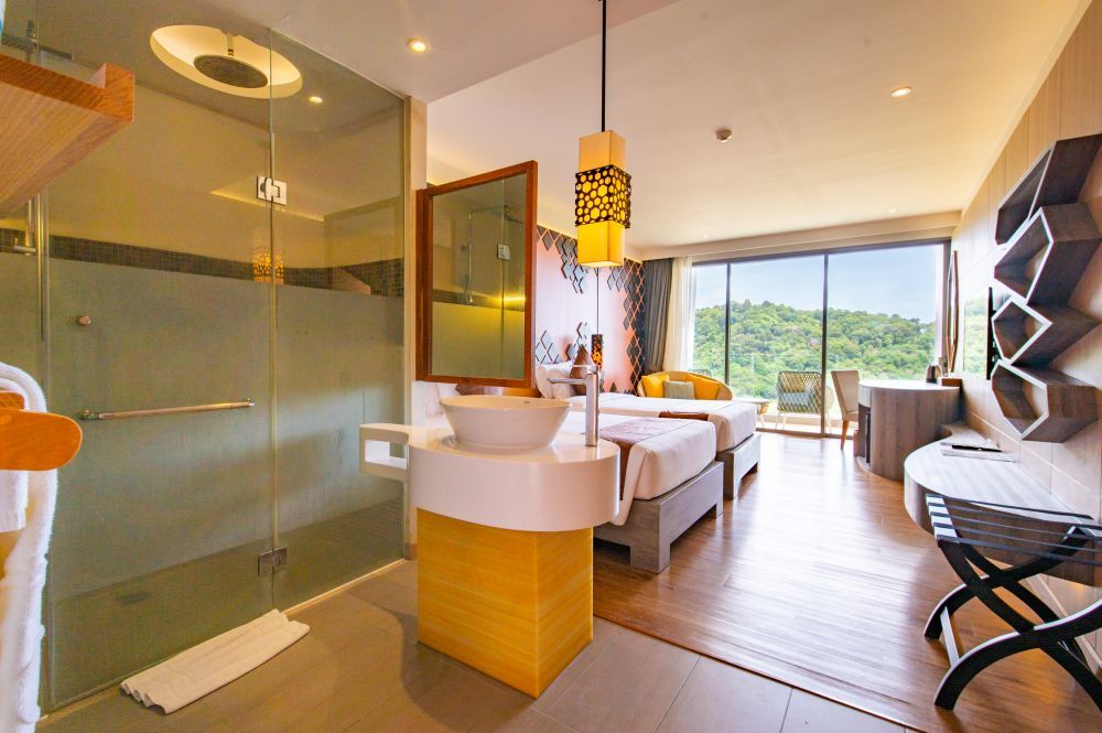 Crest Resort & Pool Villas фото 82