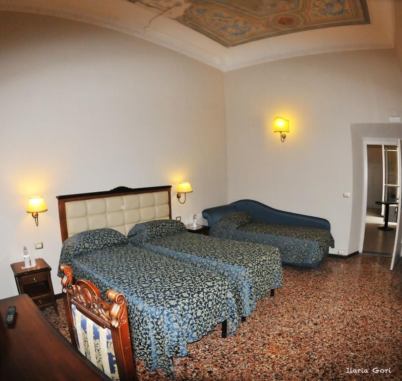 Hotel Byron Florence фото 2
