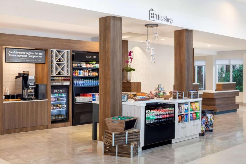 Hilton Garden Inn Miami Airport West фото 52