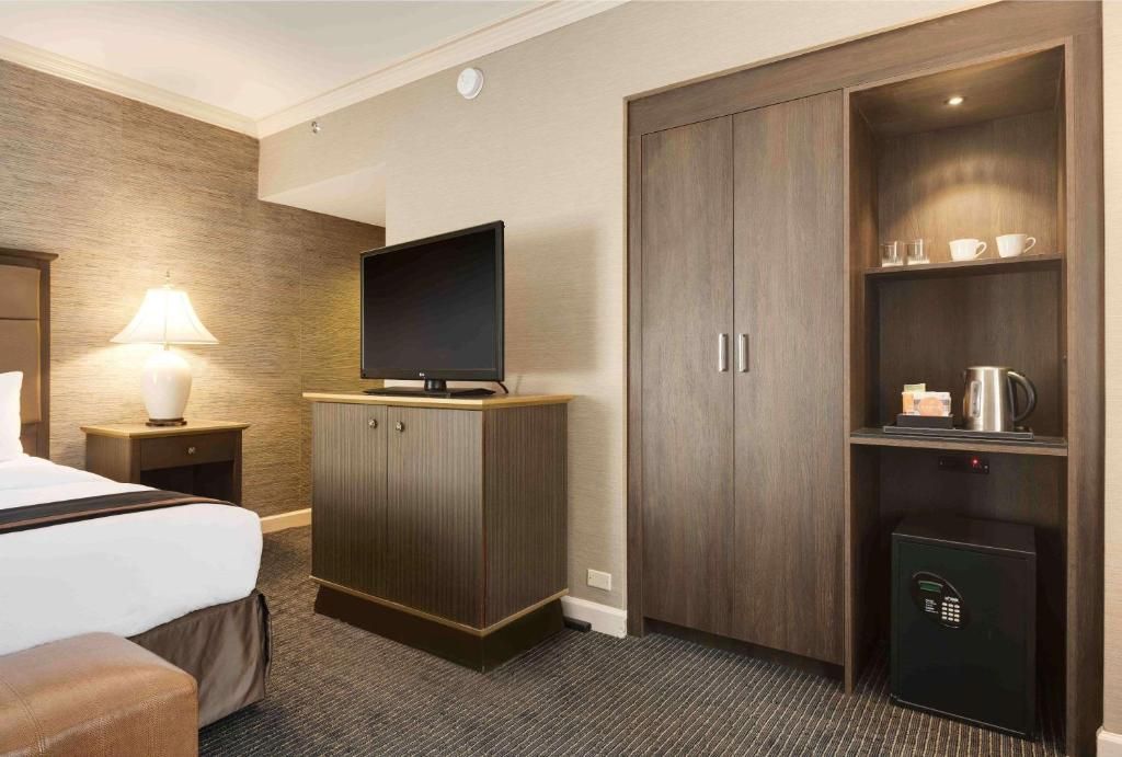 The Whitehall Hotel фото 14