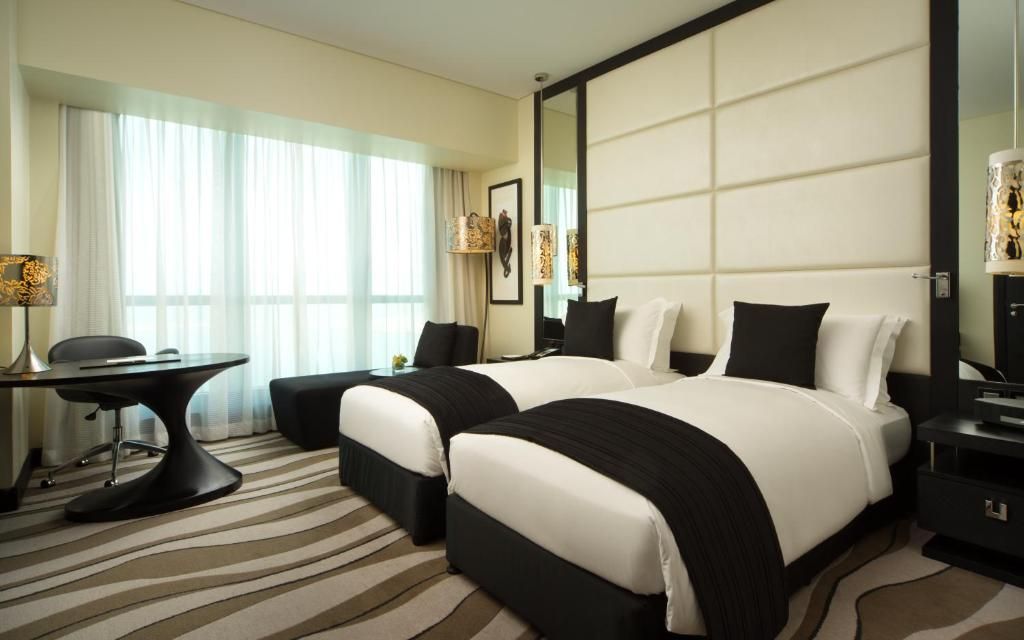 Sofitel Abu Dhabi Corniche фото 3
