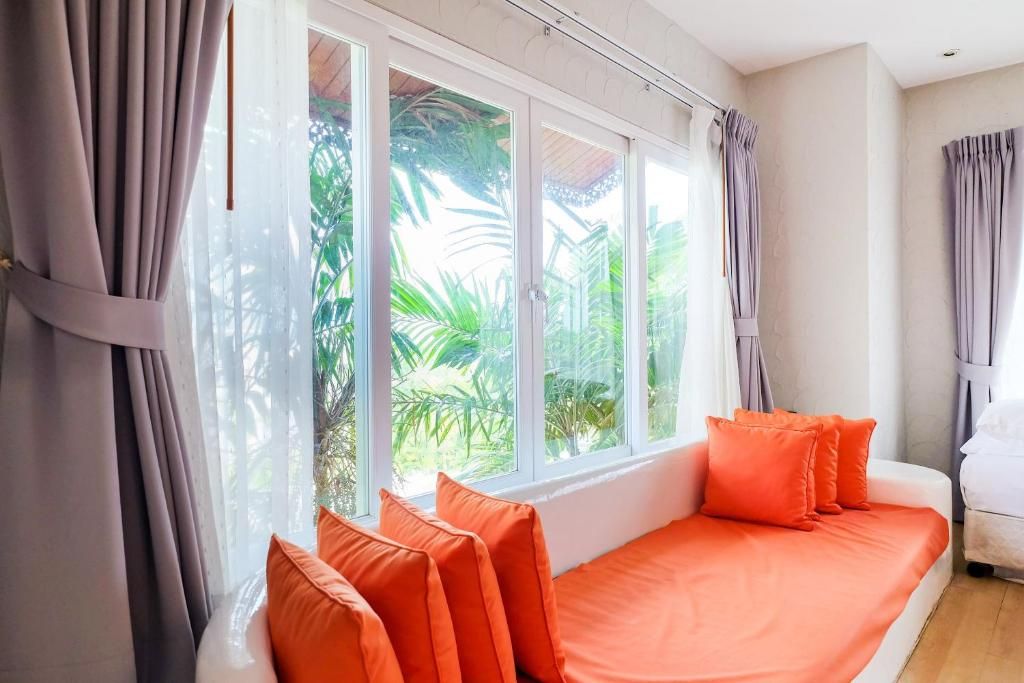 OYO 626 The Chalet Phuket Resort фото 29