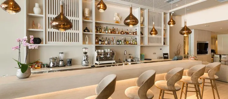 Фото отеля Holiday Inn Thessaloniki