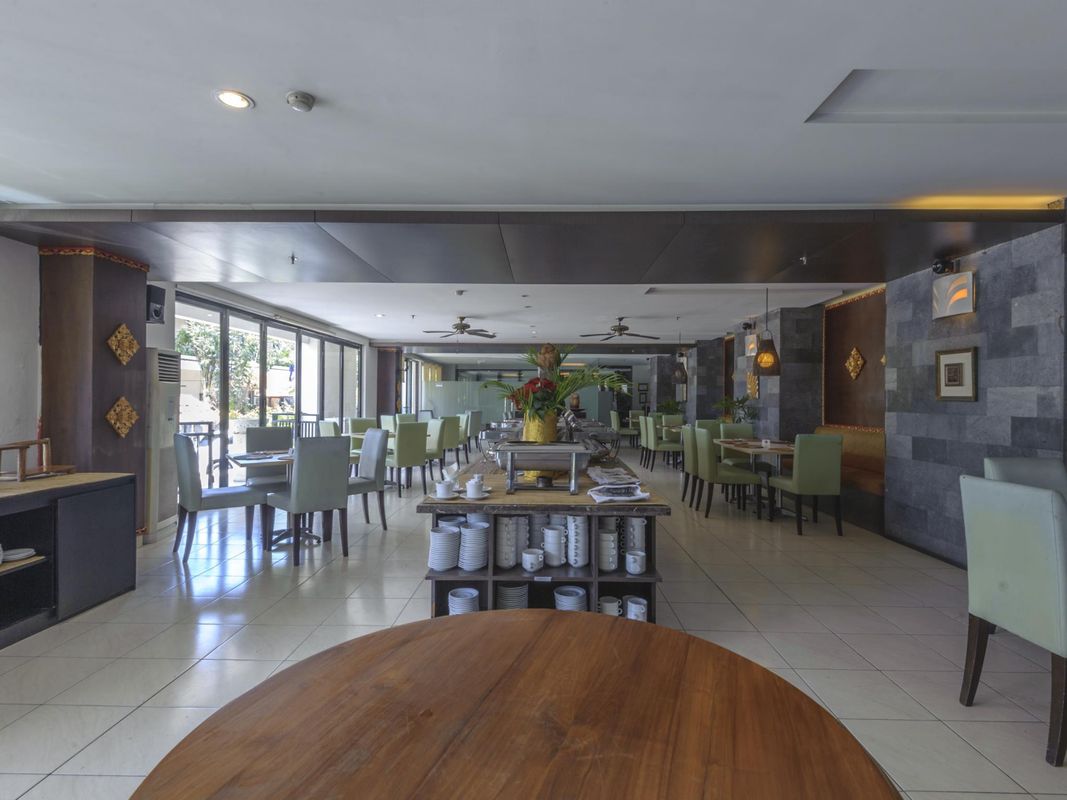 Grand Kuta Hotel and Residence фото 28