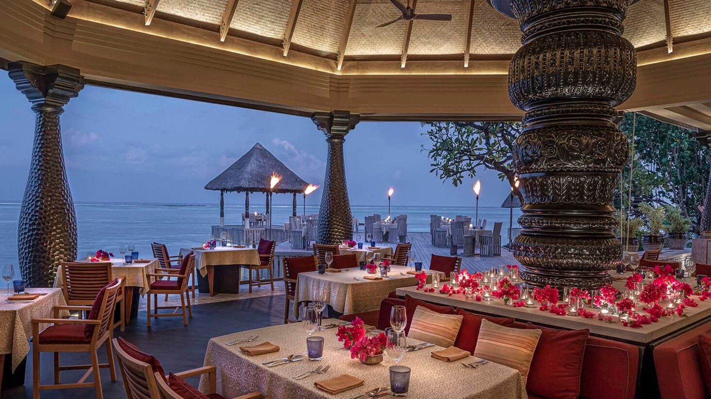 Four Seasons Resort Maldives at Kuda Huraa фото 10