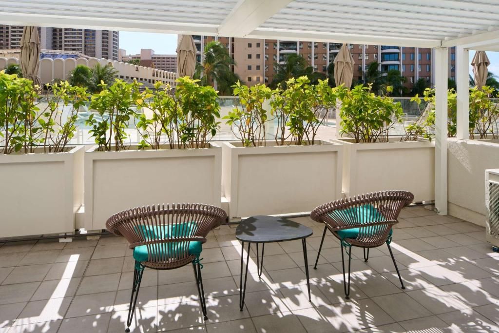 Ilikai Hotel & Luxury Suites фото 59