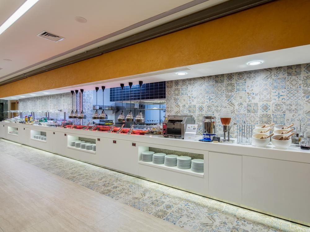 Holiday Inn Antalya - Lara фото 71