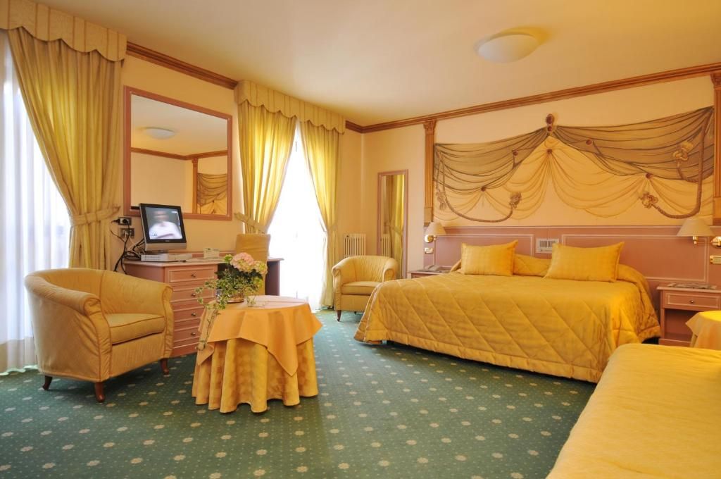 Hotel Miramonti  a Madonna di Campiglio фото 4