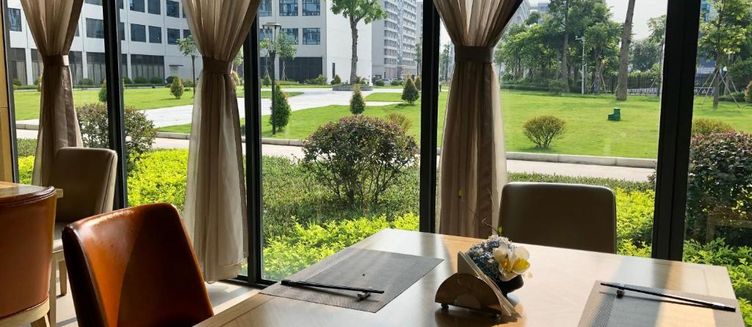 Фото отеля Southern Airlines Pearl Airport Hotel