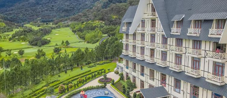 Фото отеля Swiss-Belresort Tuyen Lam