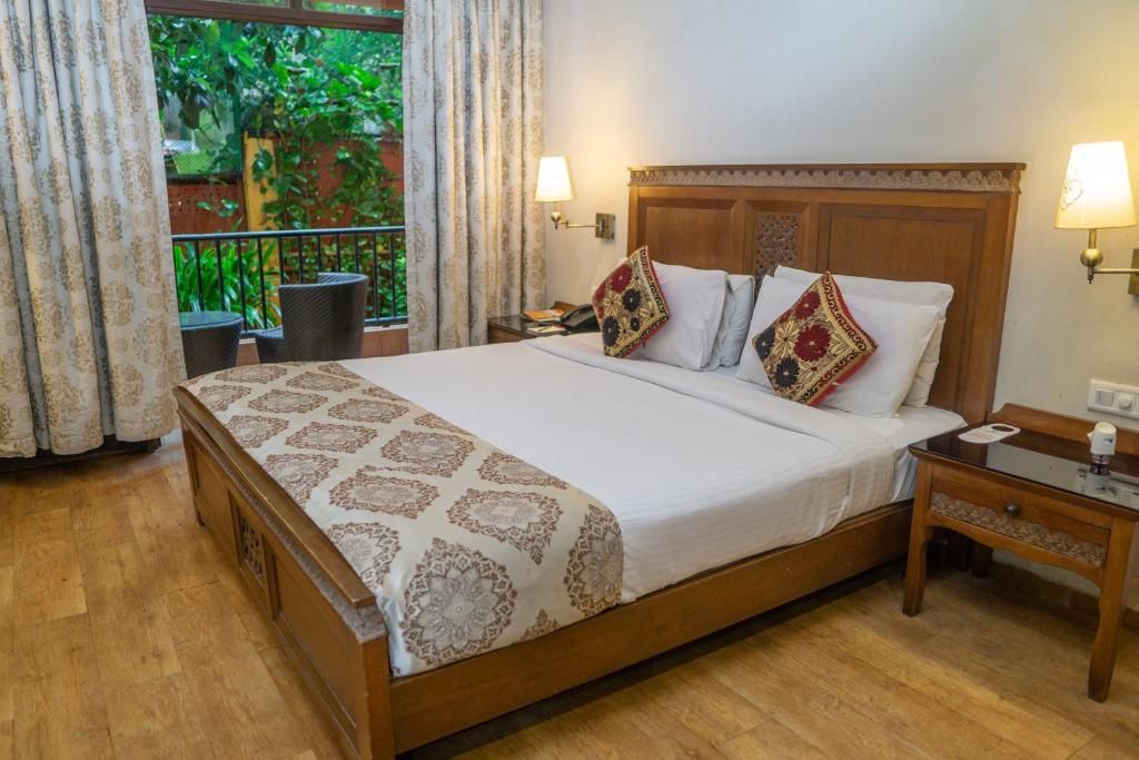 Neelams The Grand Hotel фото 2