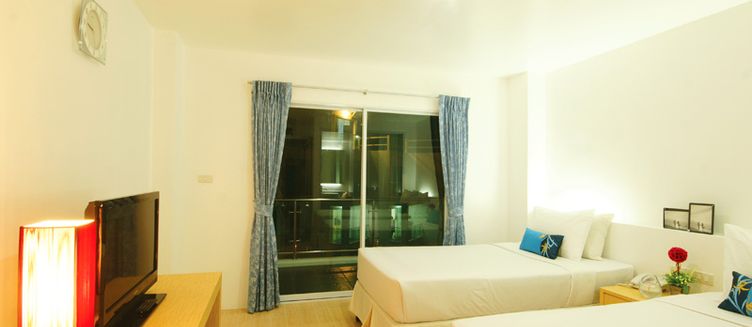 Фото отеля Jomtien Dragon Beach Resort