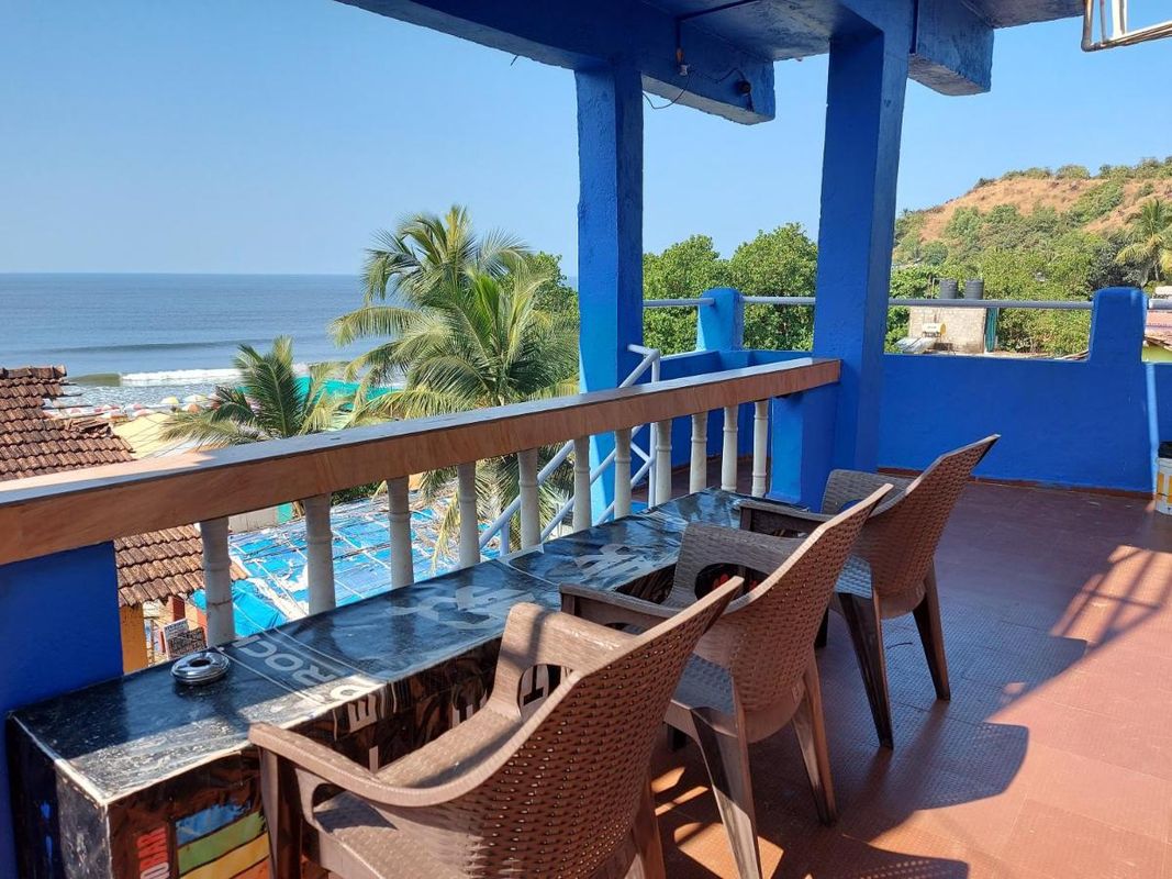 Red Rock Beach Hotel фото 0