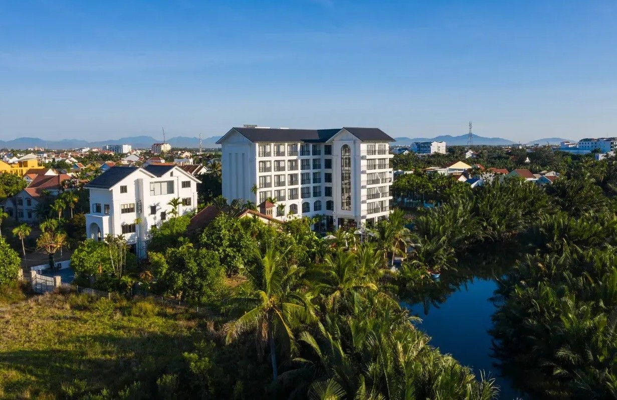 Shining Riverside Hoi An Boutique and Spa фото 2