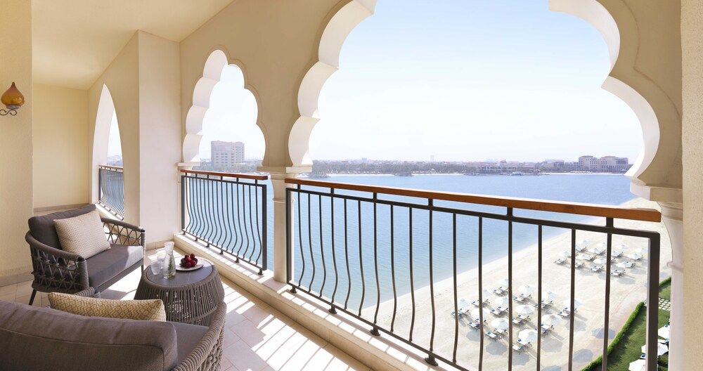 The Ritz-Carlton Abu Dhabi, Grand Canal фото 54