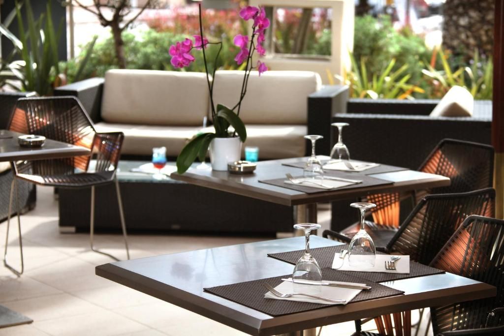 AC Hotel by Marriott Ambassadeur Antibes - Juan Les Pins фото 17