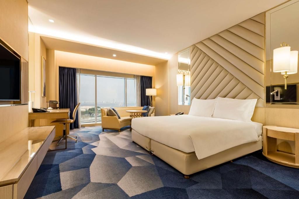 The Diplomat Radisson Blu Hotel Residence & Spa фото 35